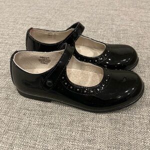 Footmates size 12 Emma black patent leather EUC